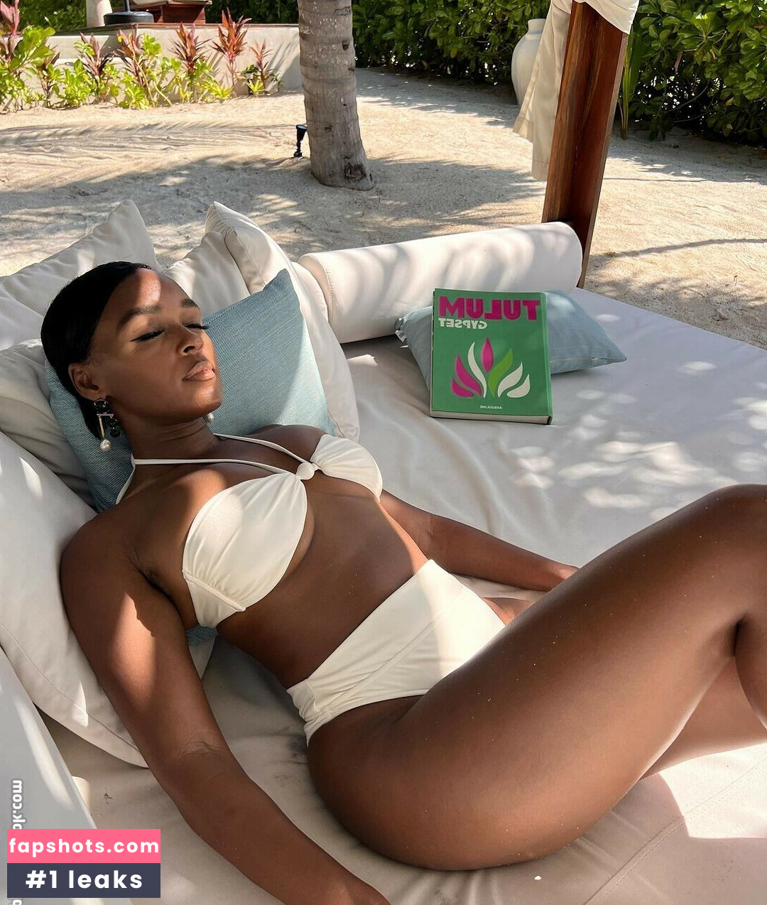 Janelle Monáe gallery photo #69