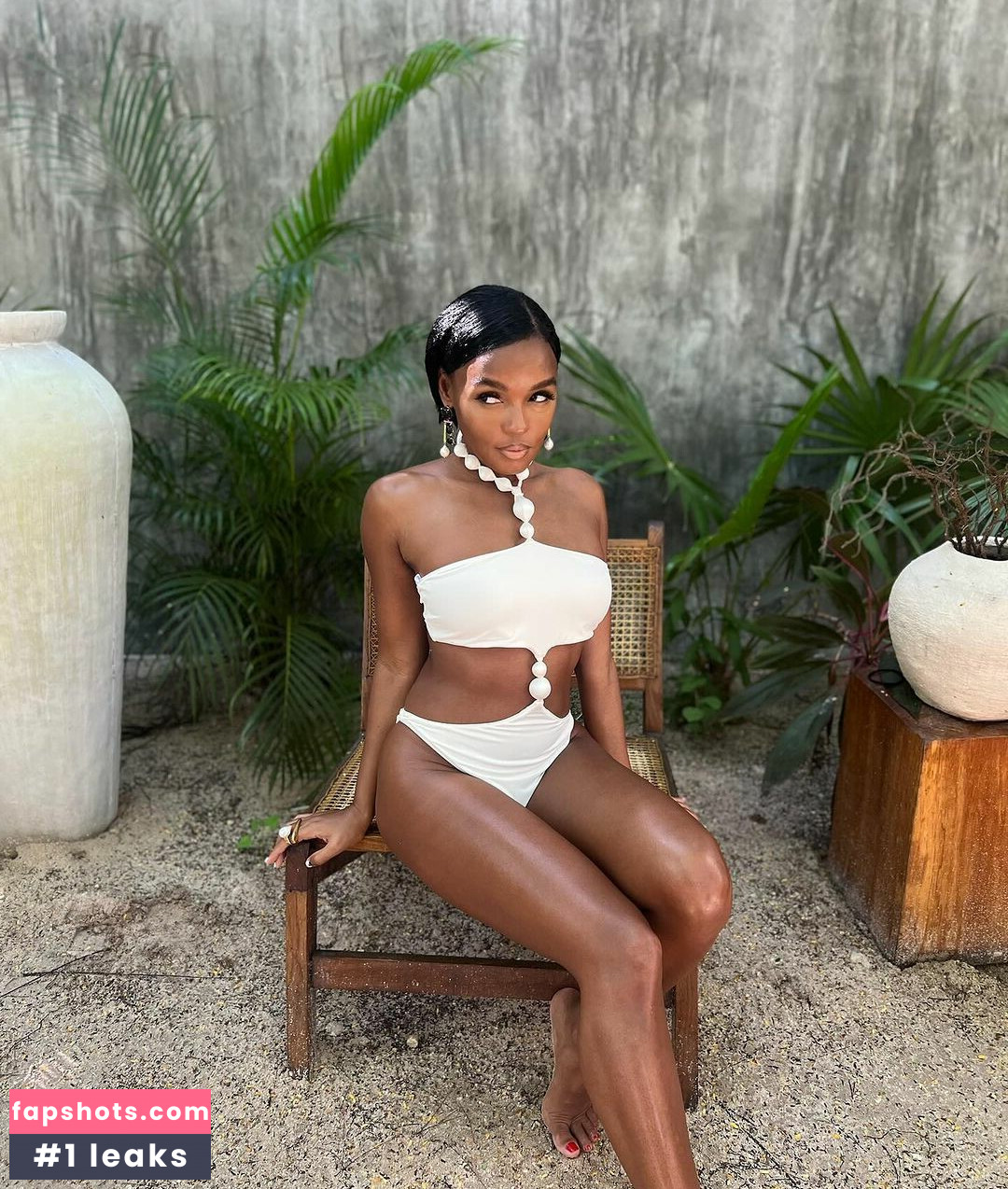 Janelle Monáe gallery photo #76