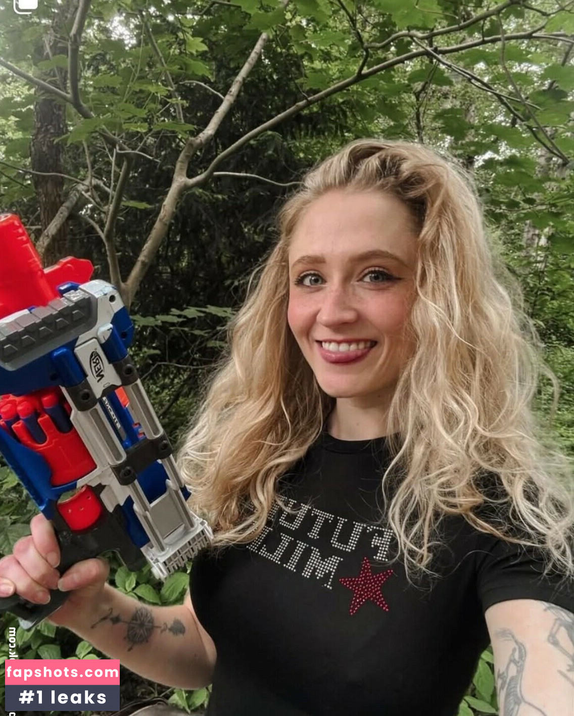 Janet Devlin Filtración Desnuda OnlyFans Foto #4 - Fapshots