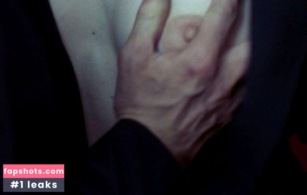 Janet Julian nude babe gallery