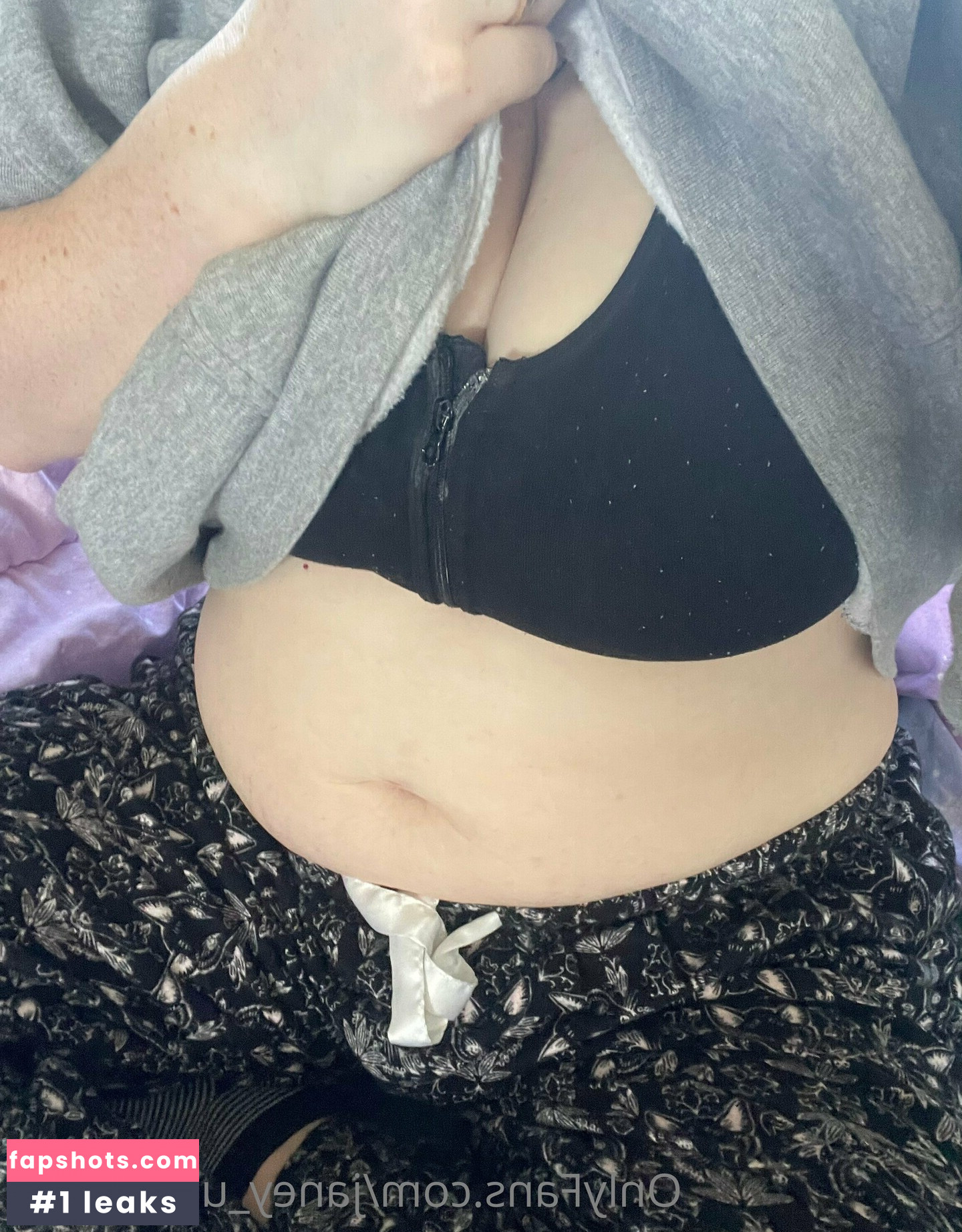 janey_uncovered gallery photo #8