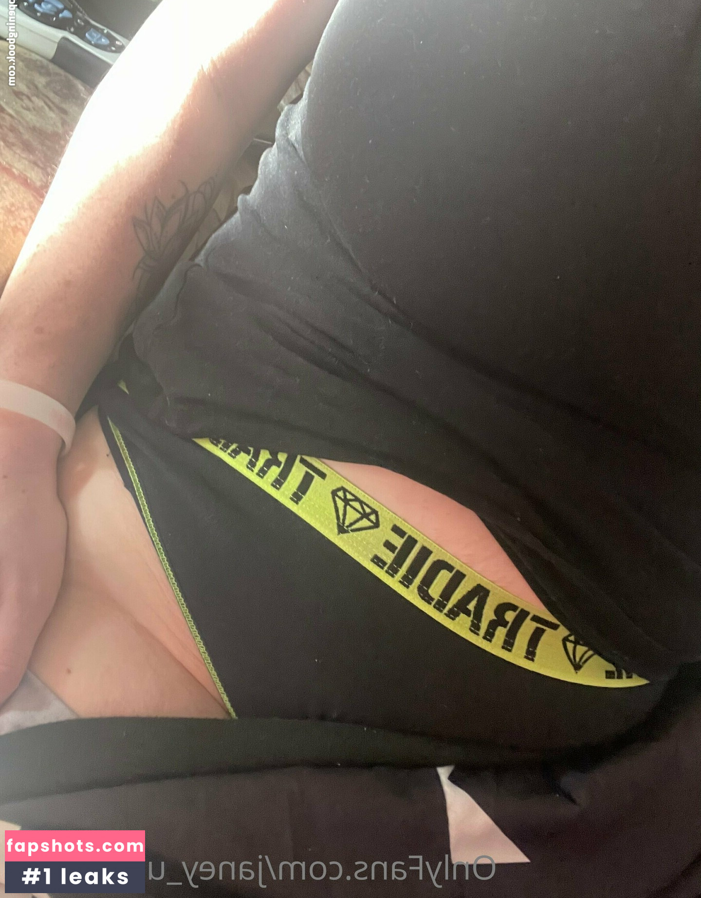 janey_uncovered gallery photo #9