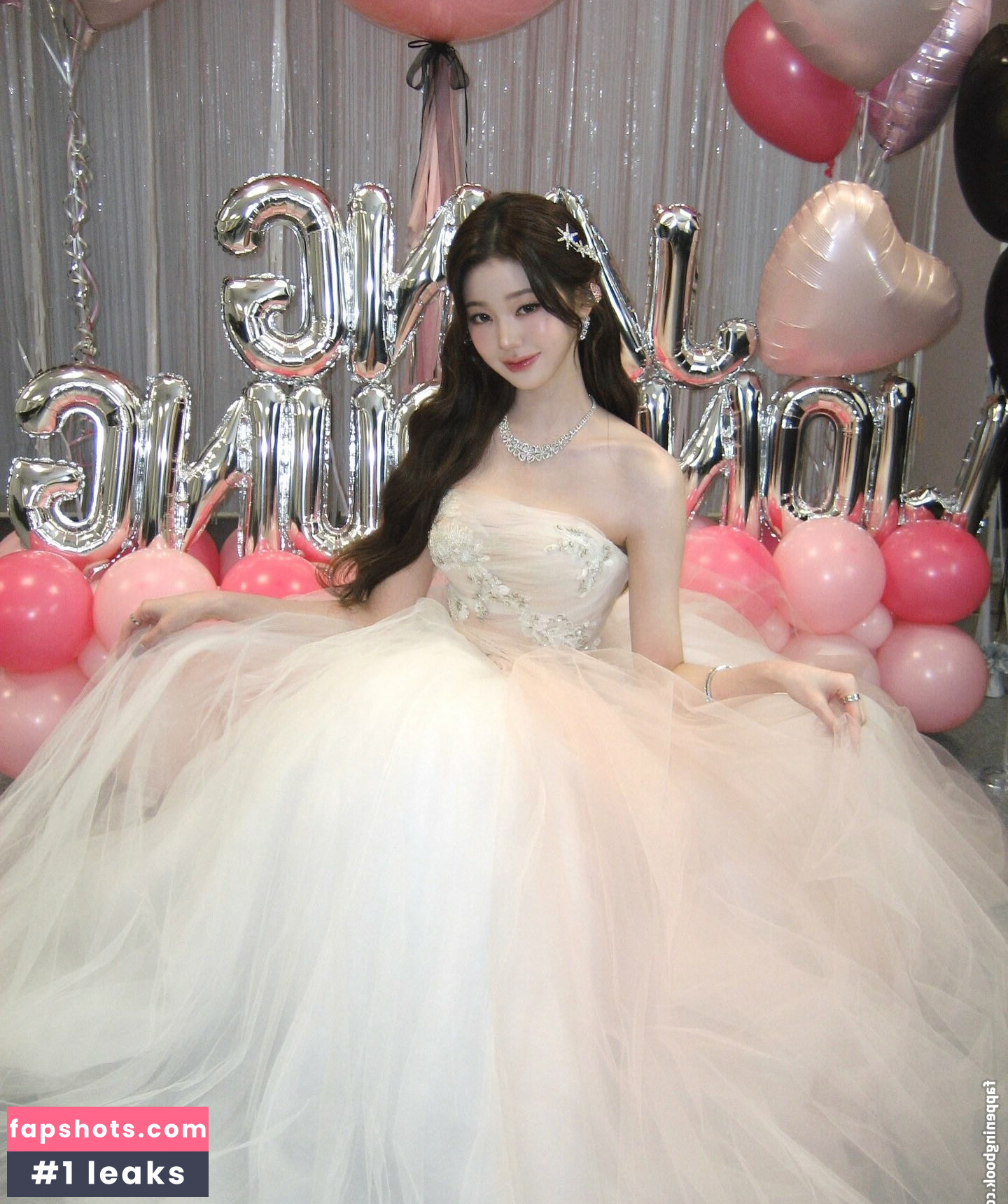 Jang Won-young gallery photo #3