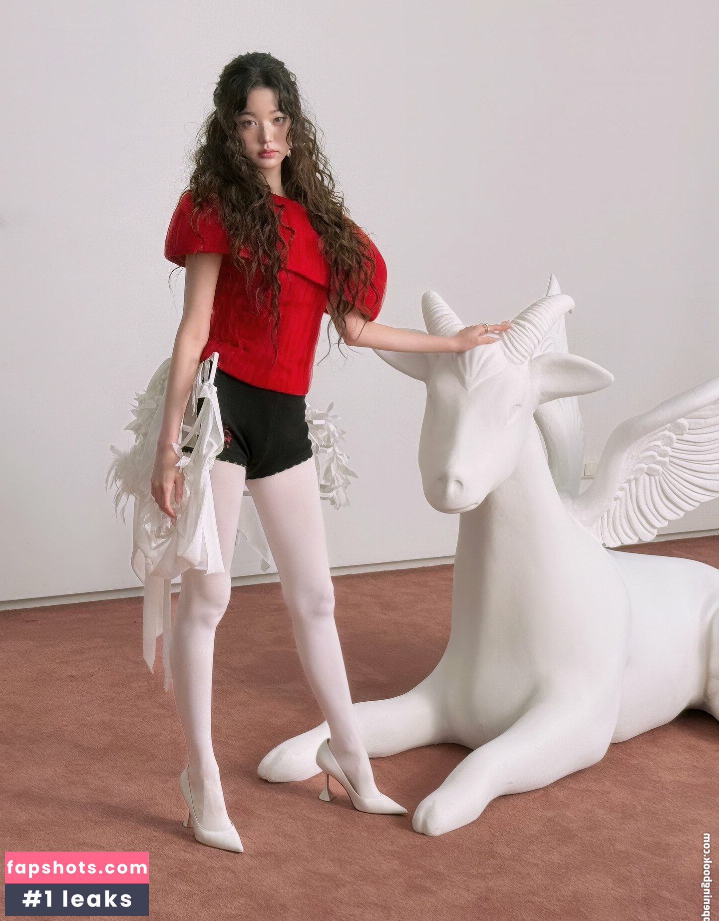 Jang Won-young gallery photo #318