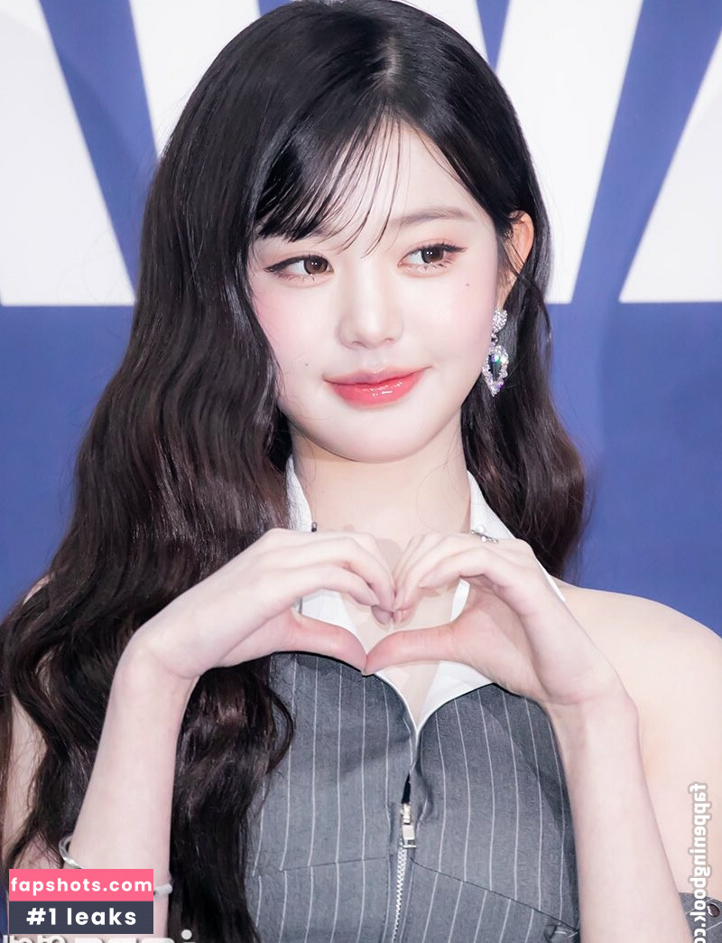 Jang Won-young gallery photo #342