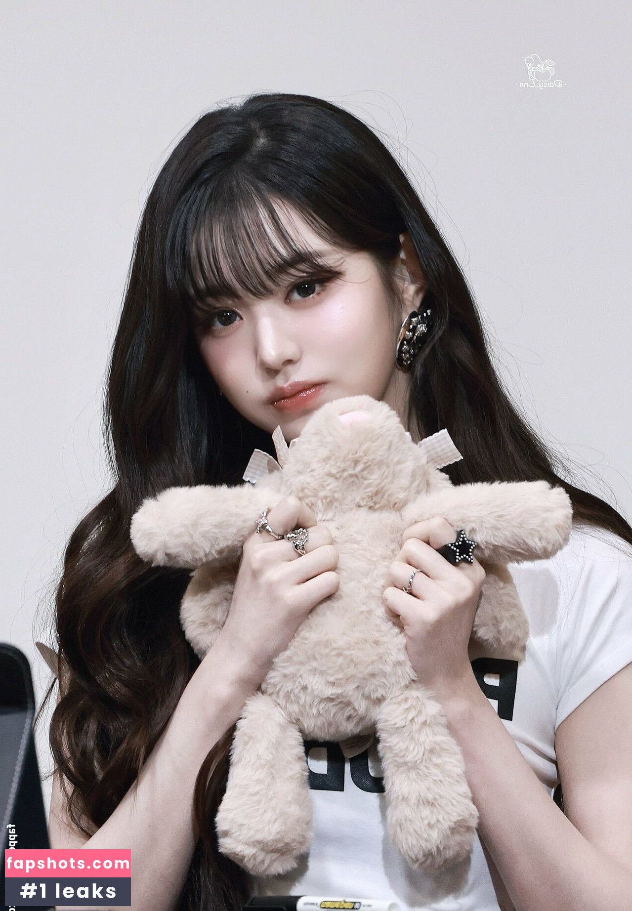 Jang Won-young gallery photo #386