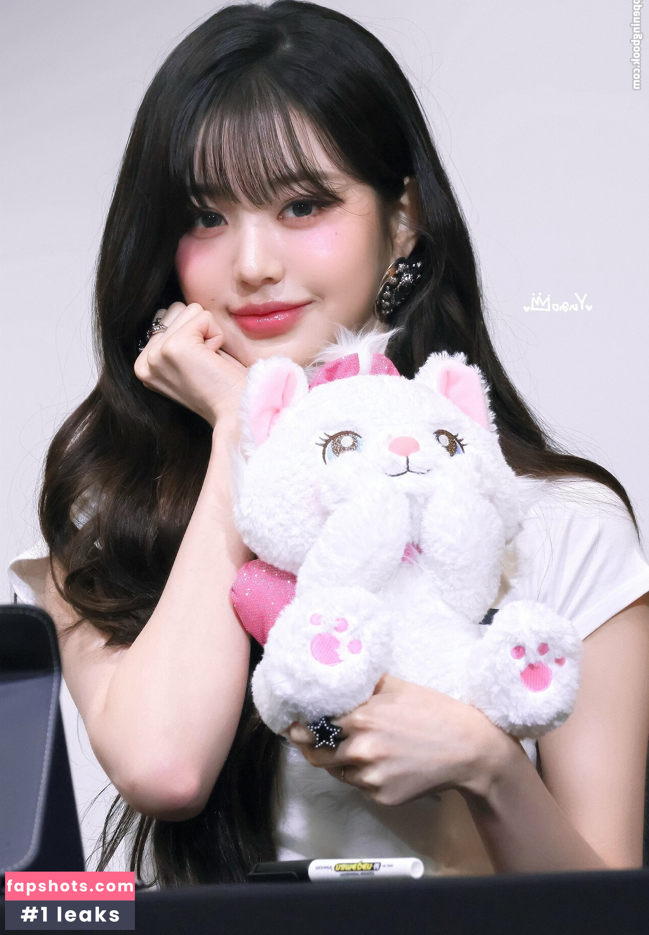 Jang Won-young gallery photo #387