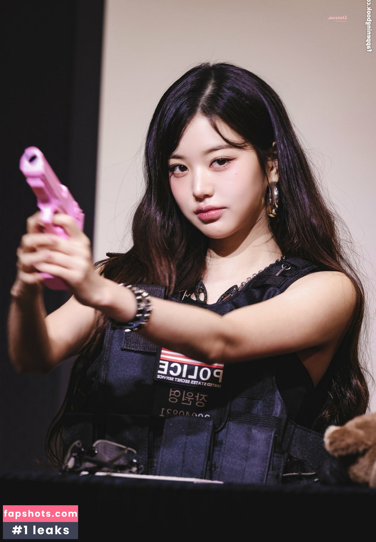 Jang Won-young gallery photo #414