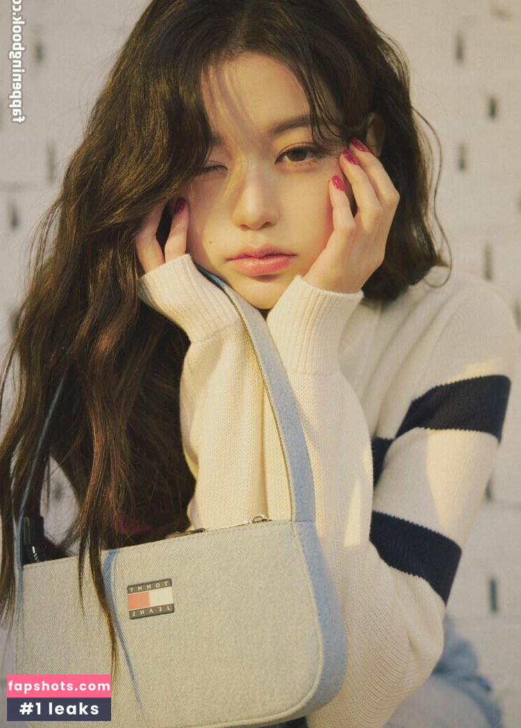 Jang Won-young gallery photo #663