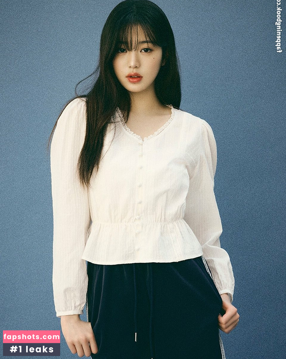 Jang Won-young gallery photo #709