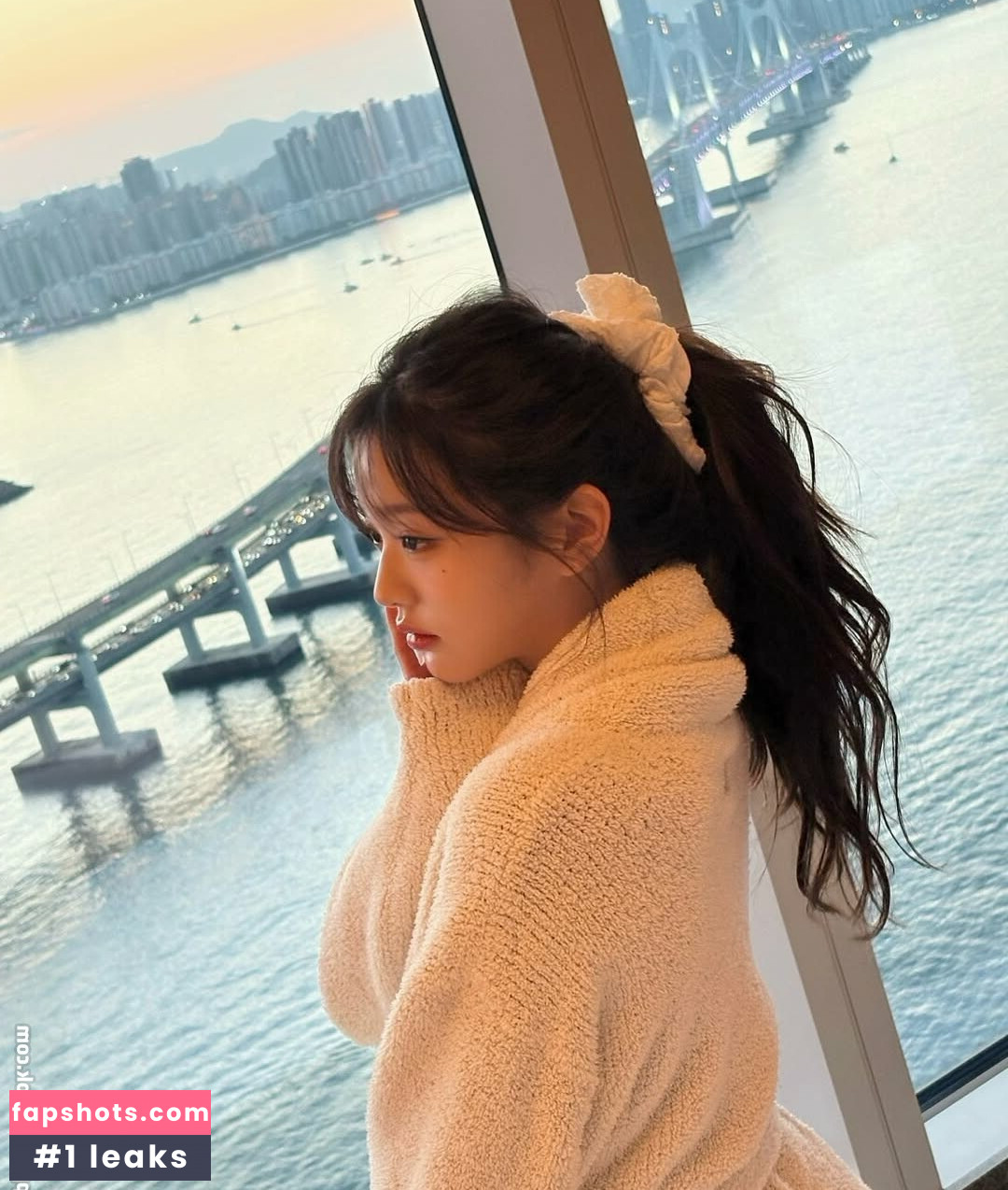 Jang Won-young gallery photo #760