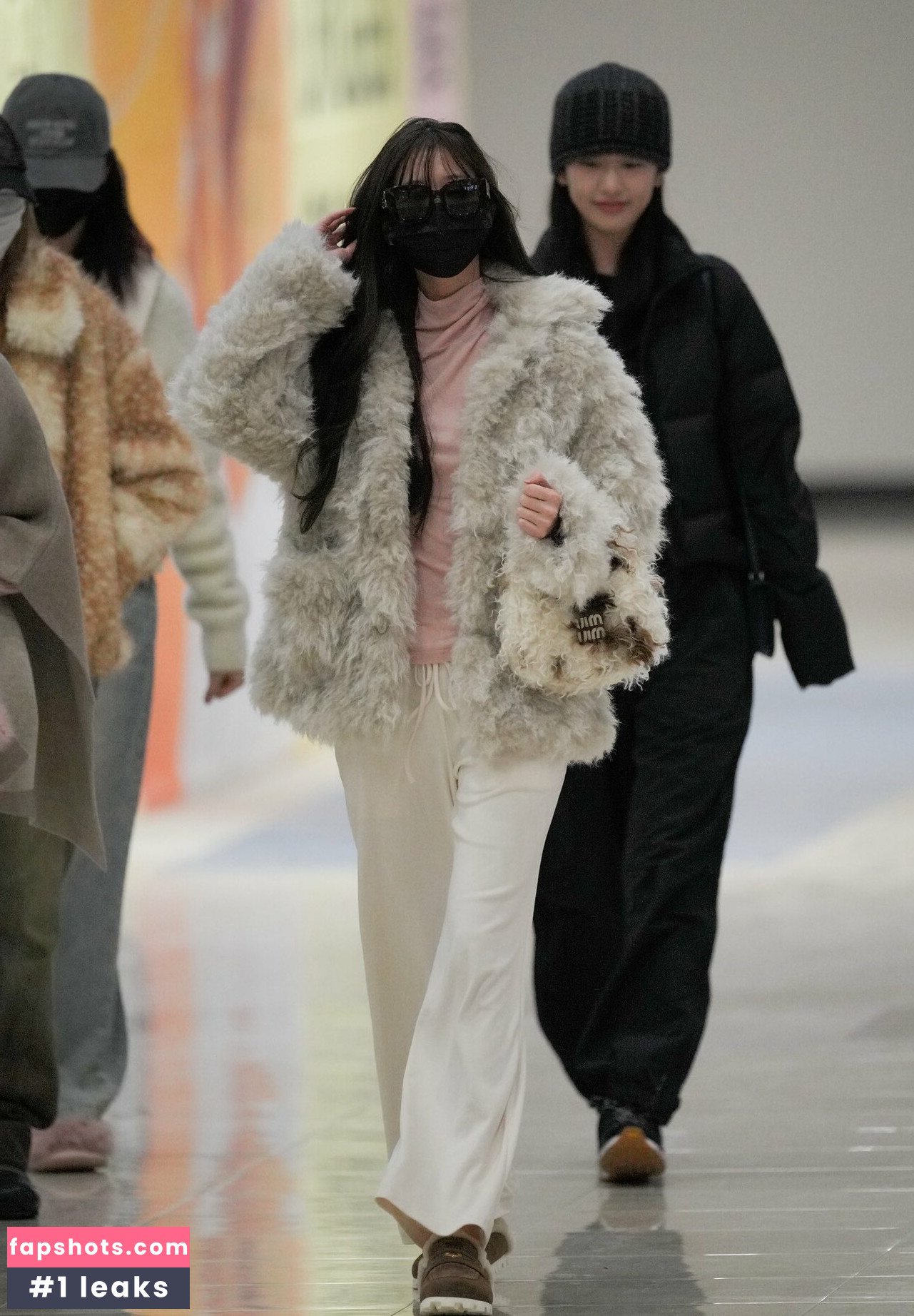 Jang Won-young gallery photo #100