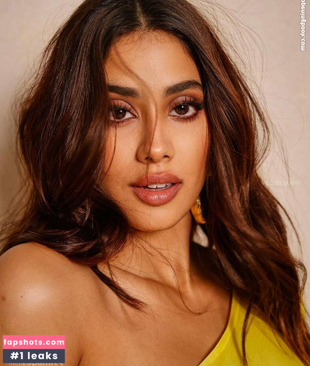 Janhvi Kapoor Nude Leaks OnlyFans Photos #30 - LeakJerk