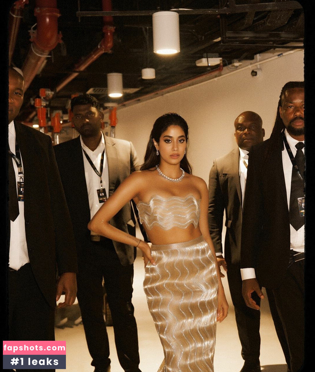Janhvi Kapoor gallery photo #5