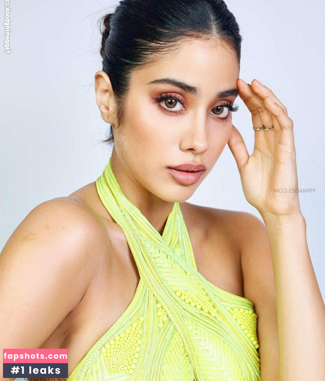 Janhvi Kapoor Nude Leaks OnlyFans Photos #41 - LeakJerk