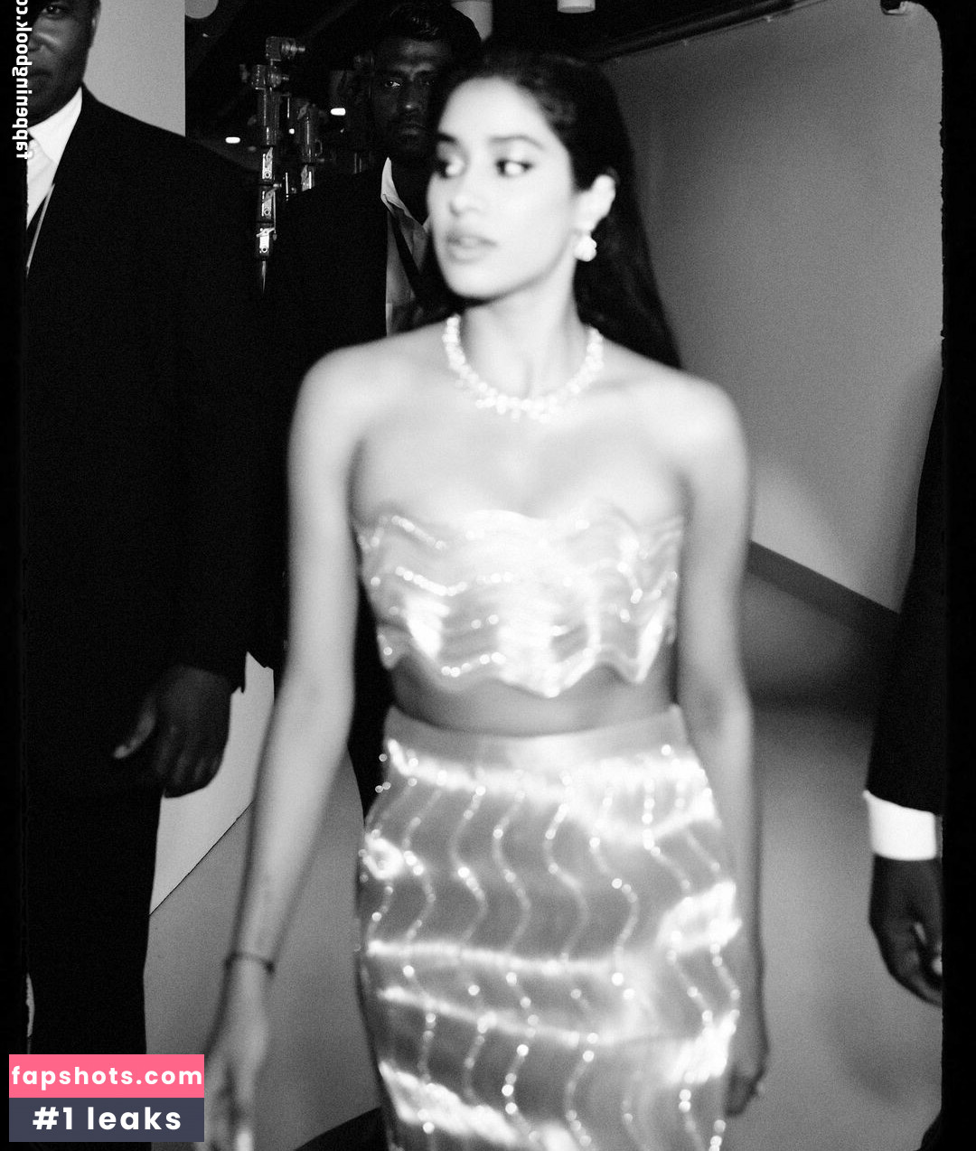 Janhvi Kapoor gallery photo #10