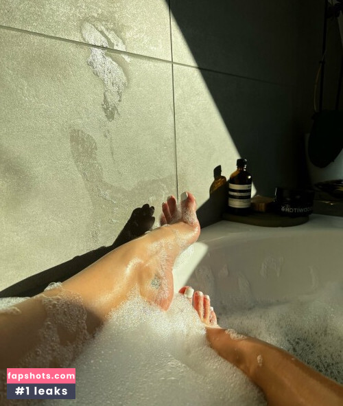 Janice Griffith gallery photo #233