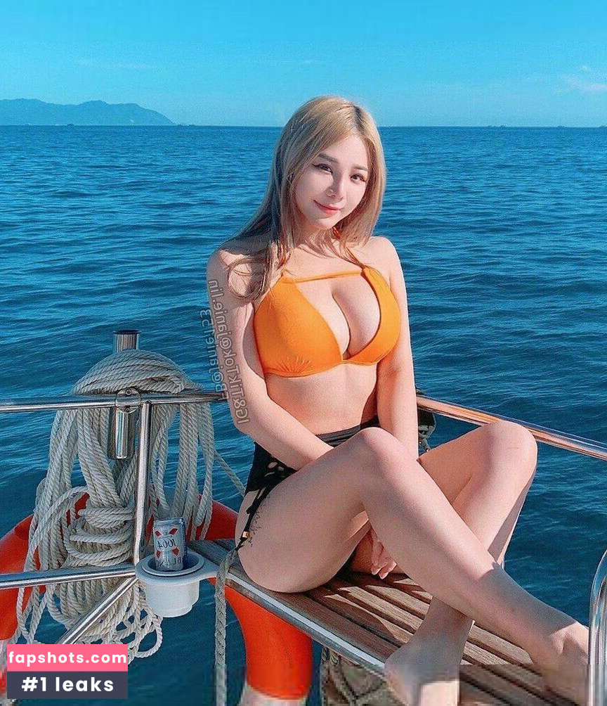 janie.lin gallery photo #11