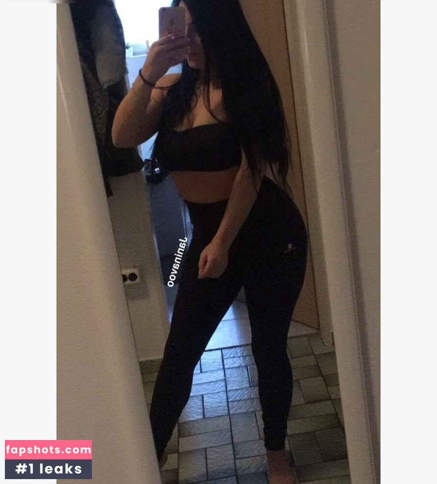 Janinavoo gallery photo #15