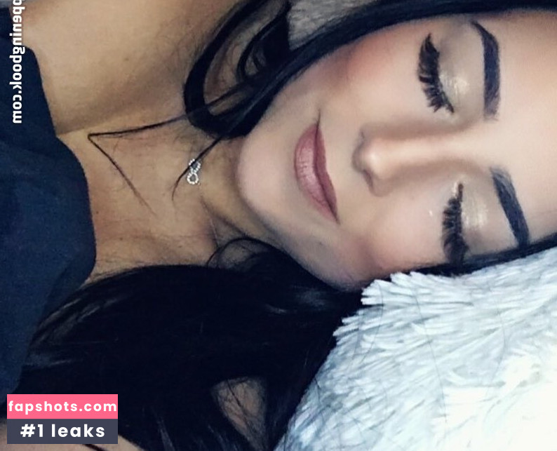 Janinavoo gallery photo #4