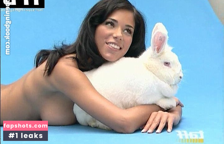 Janine Habeck gallery photo #79