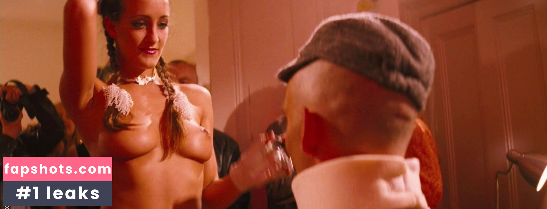 Janine-May Tinsley gallery photo #2