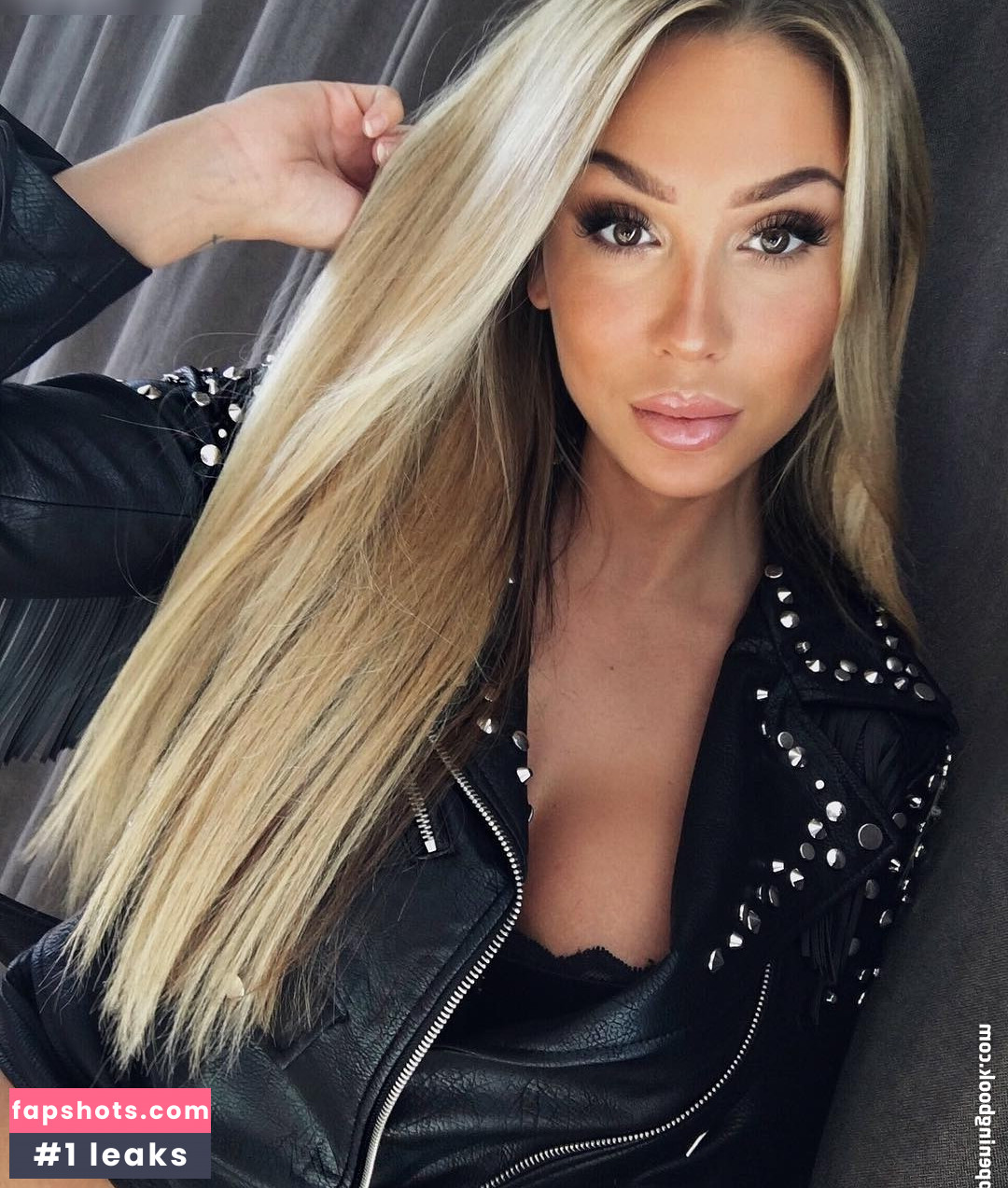 Janine Wiggert Nahé úniky fotek pouze od fanoušků #2 - Fapshots