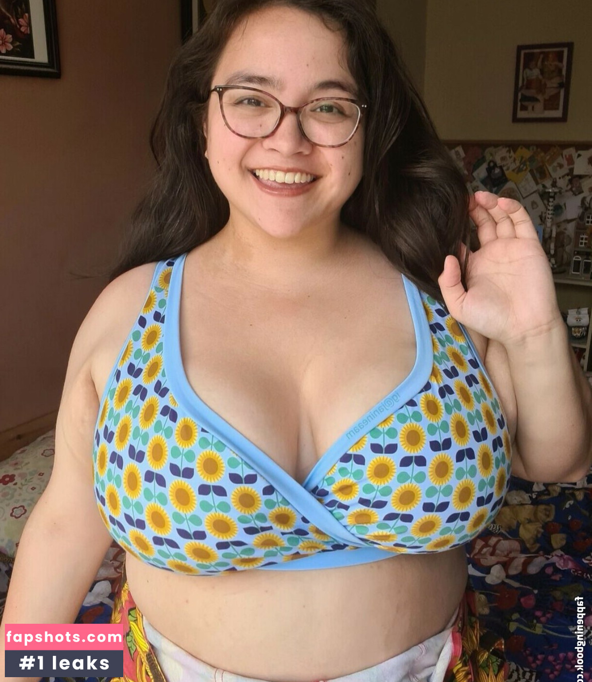 janineaam gallery photo #7