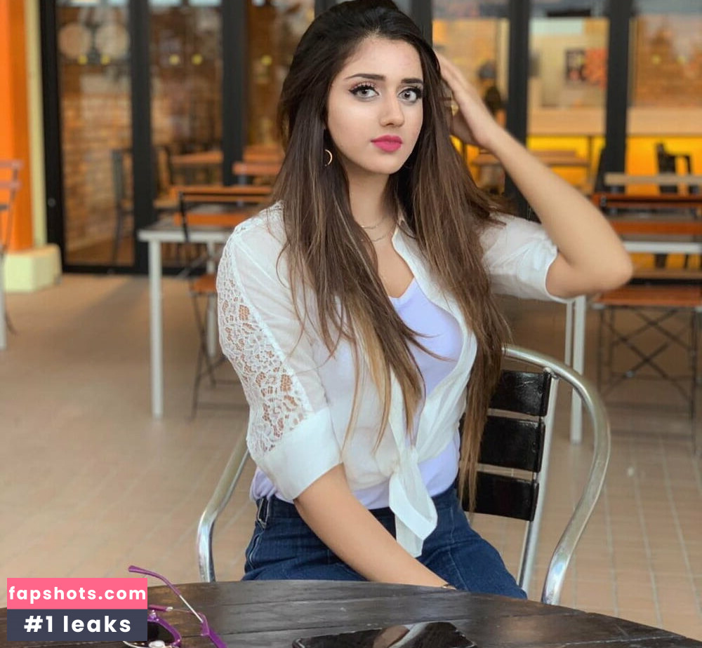 Jannat Mirza Nude Leaks OnlyFans Photos #10 - LeakJerk