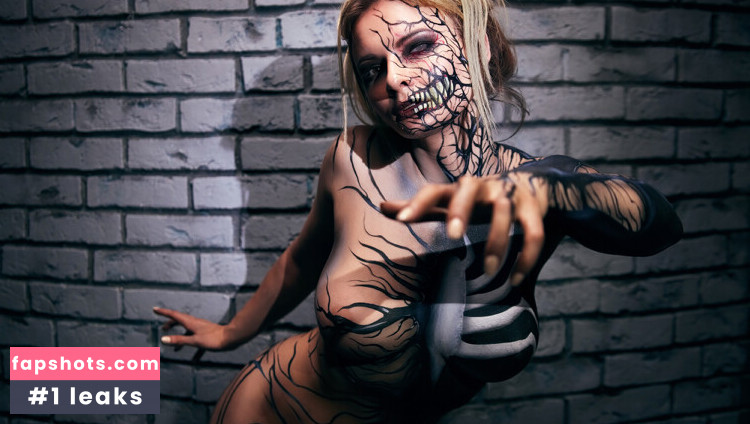 jannetincosplay nude babe gallery