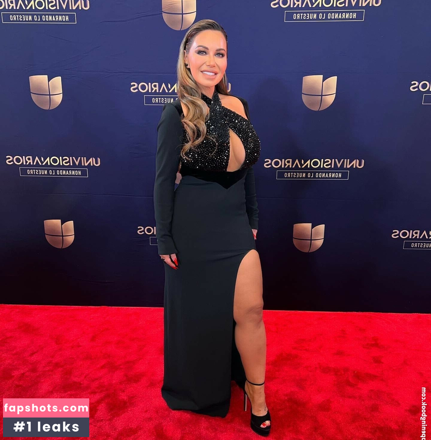 Janney Marín Rivera gallery photo #6