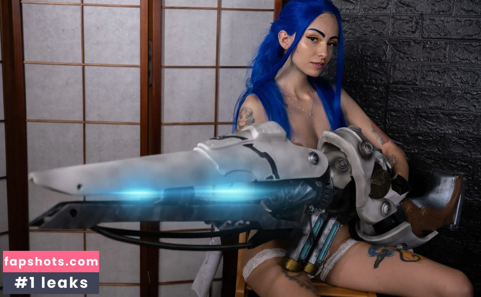 Jany Lavigne gallery photo #43