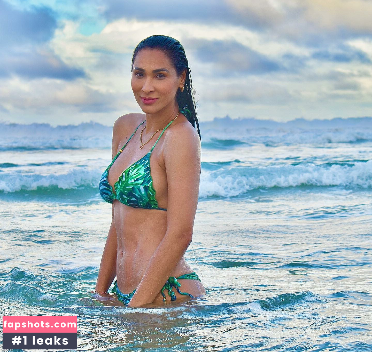 Jaqueline Carvalho gallery photo #28