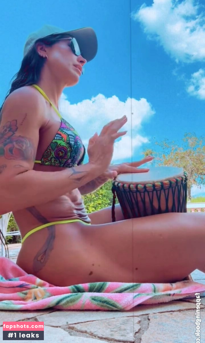 Jaqueline Khury gallery photo #43