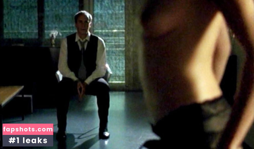 Jasmin Gerat gallery photo #58