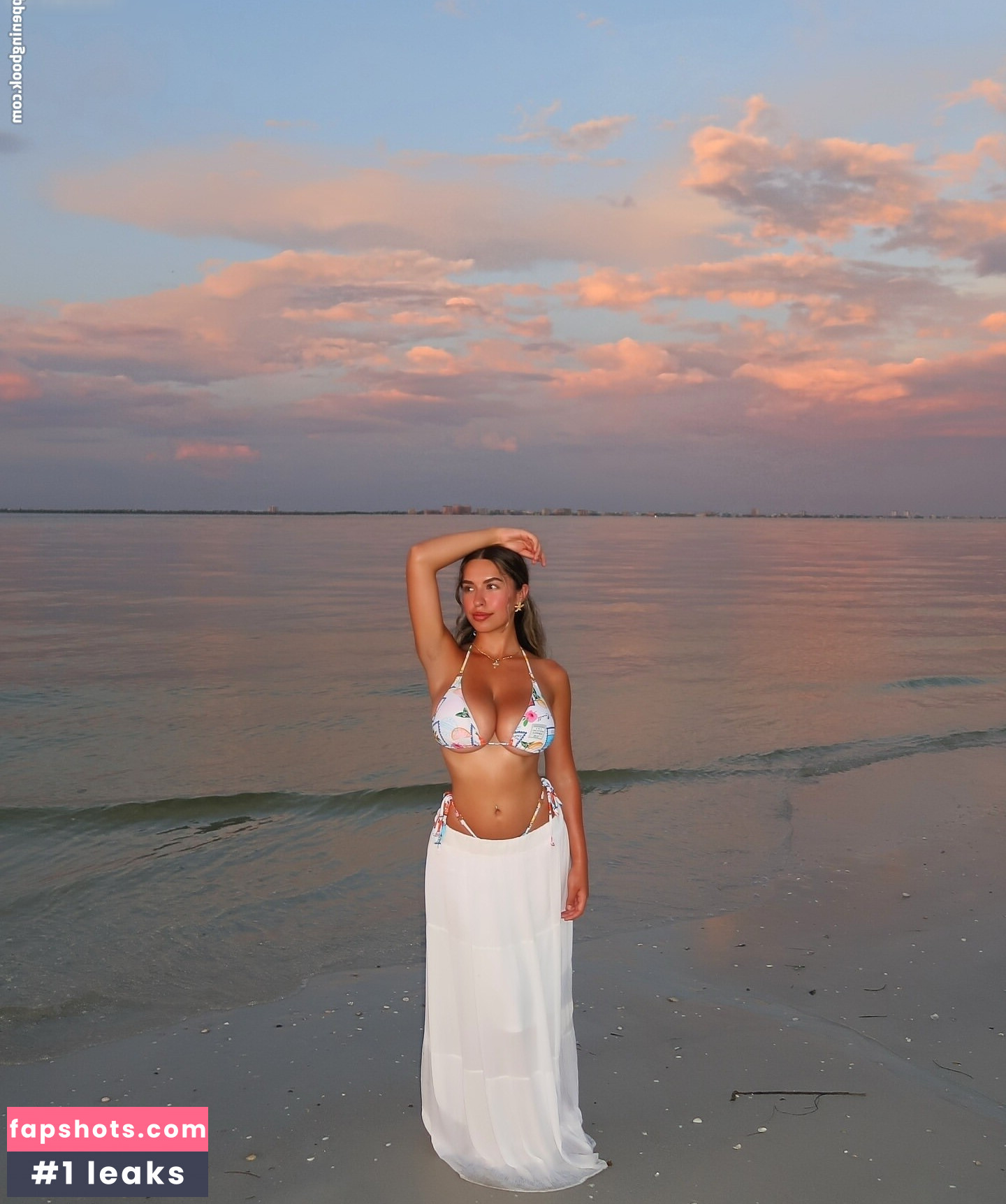 Jasmin Glover gallery photo #32