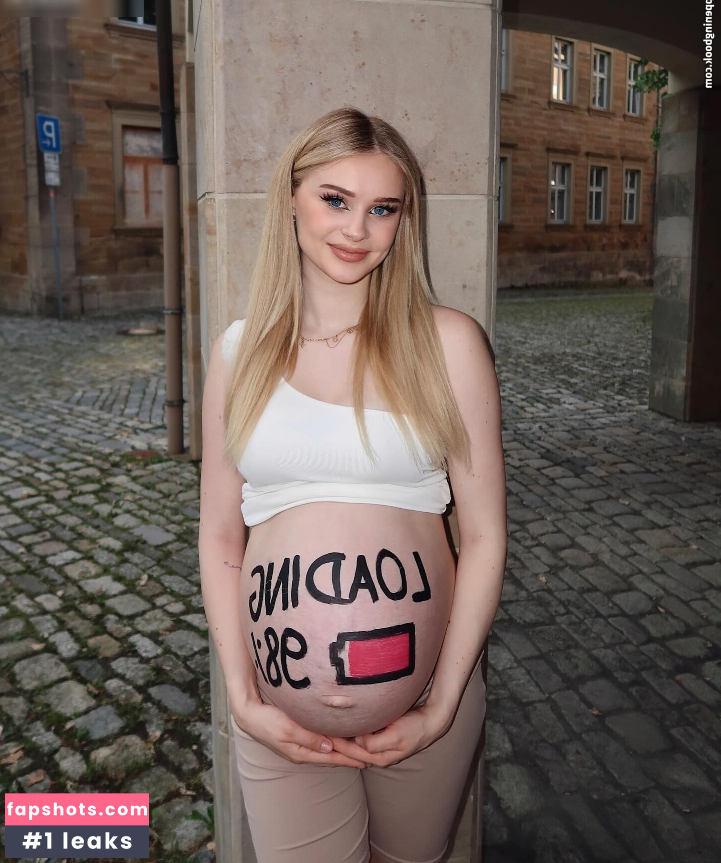 Jasmin Schneider gallery photo #6