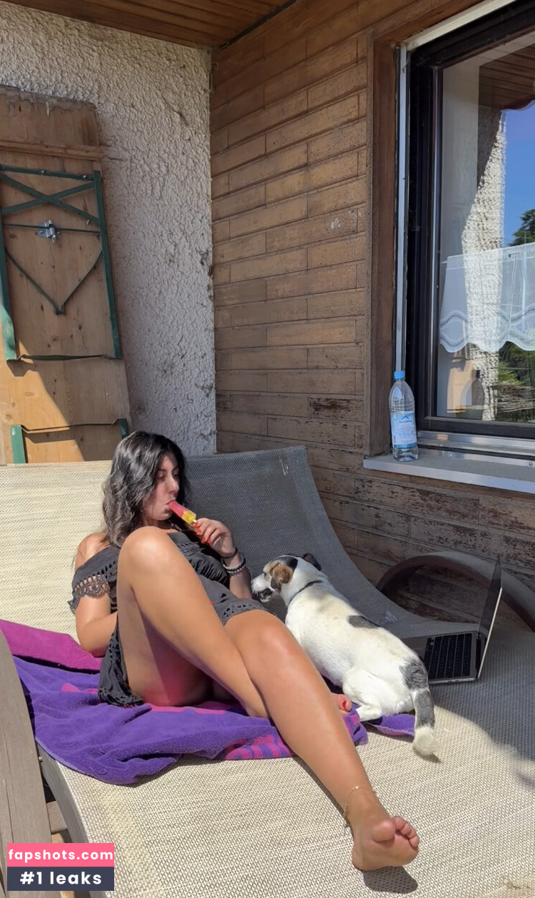 Jasmin Winhart gallery photo #2