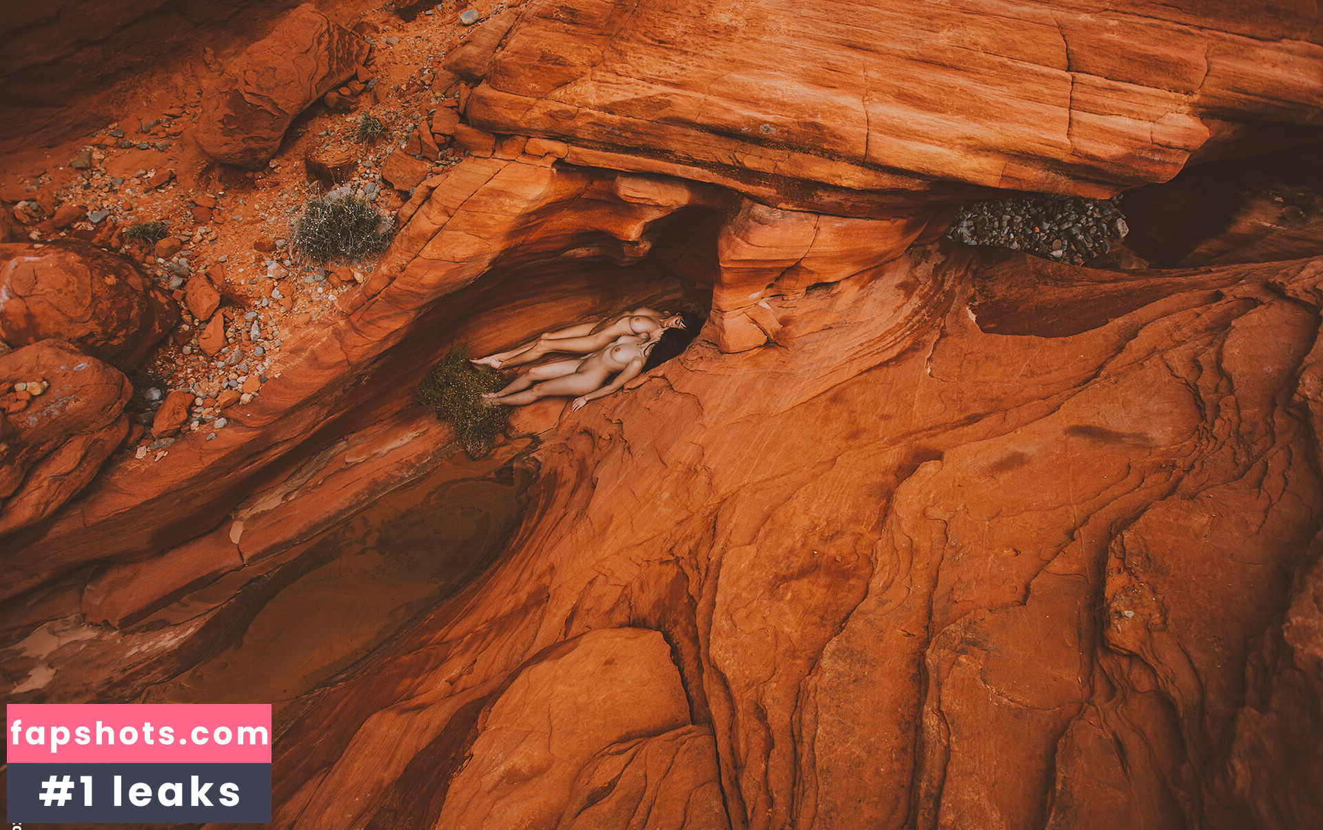 Jasmine Grey gallery photo #26