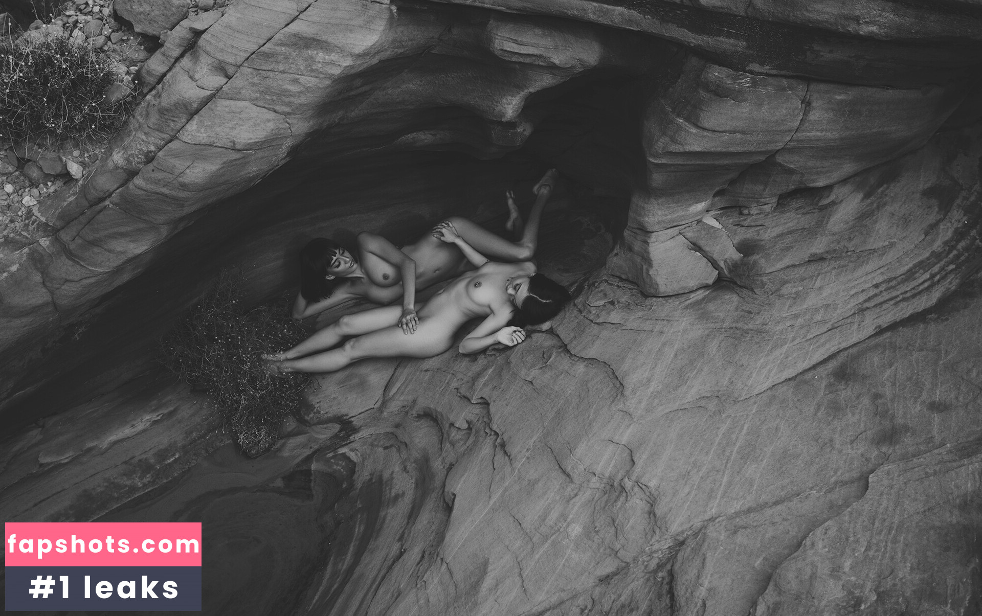 Jasmine Grey gallery photo #30