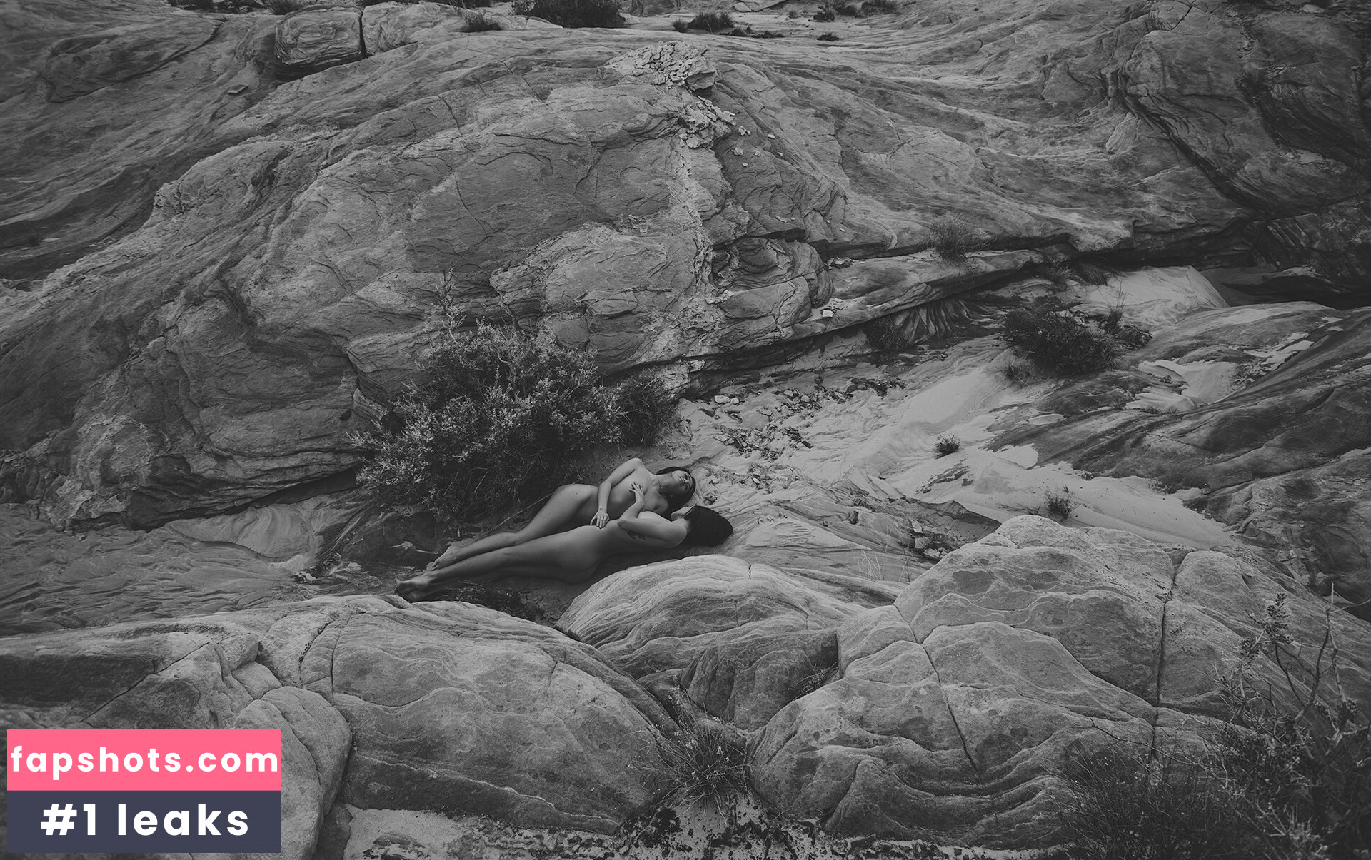 Jasmine Grey gallery photo #31