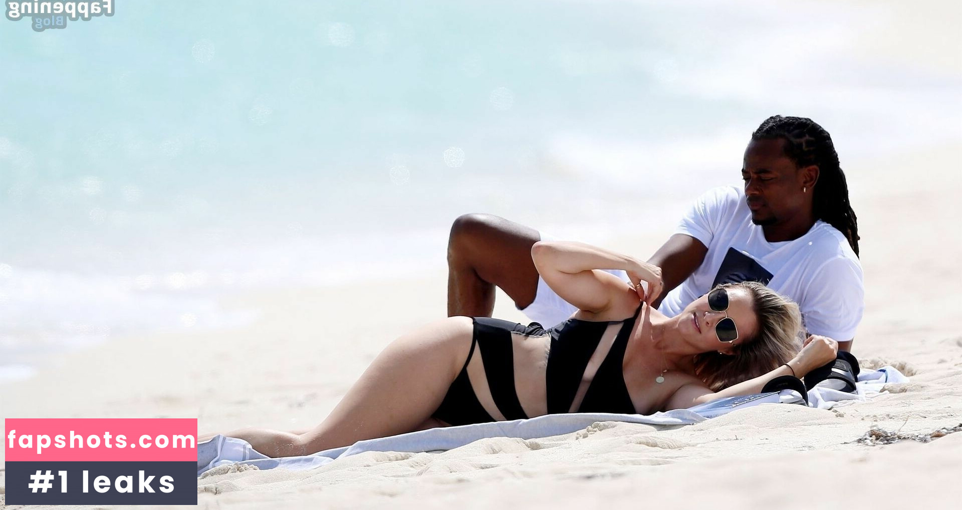 Jasmine Hartin gallery photo #2