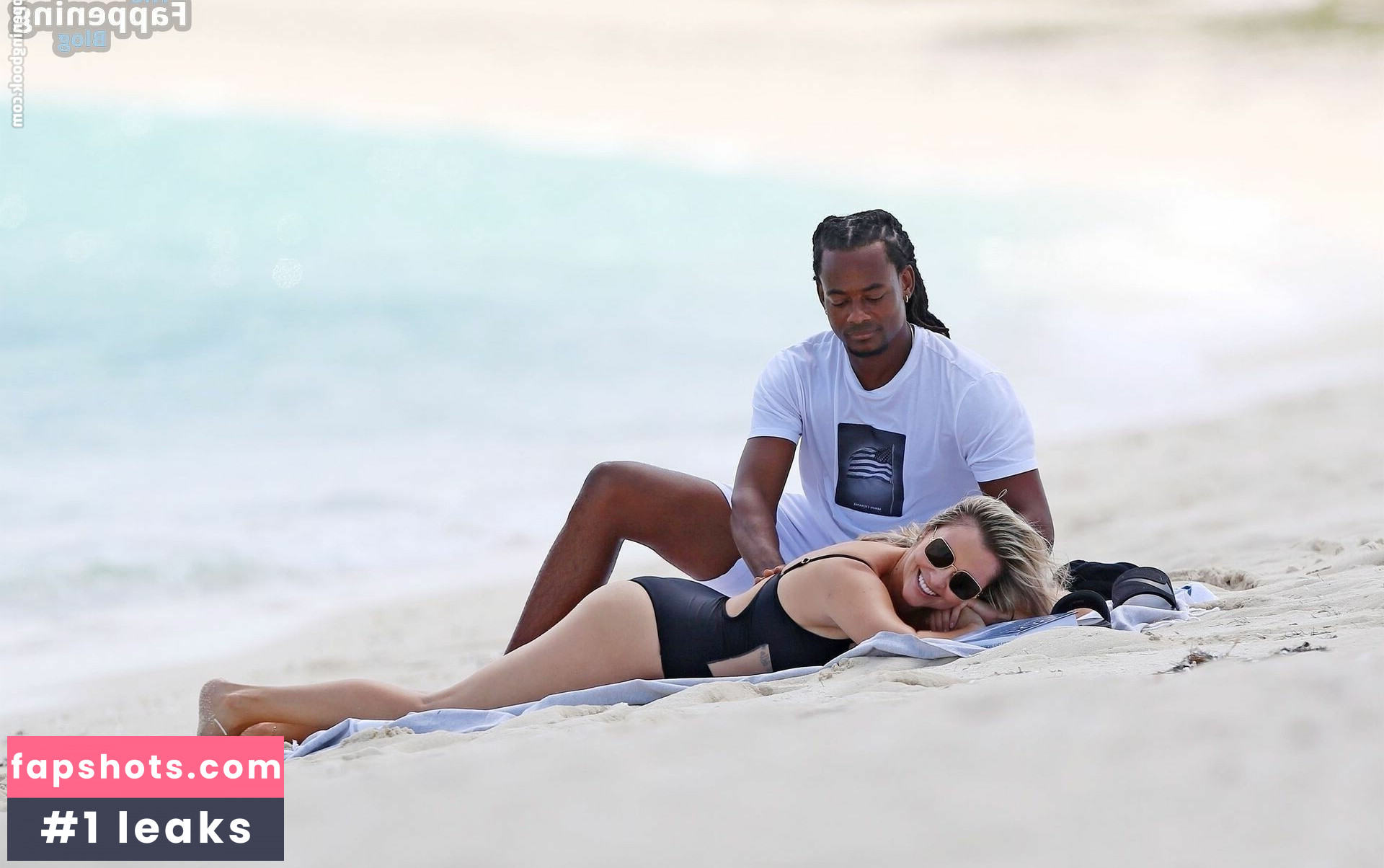 Jasmine Hartin gallery photo #14