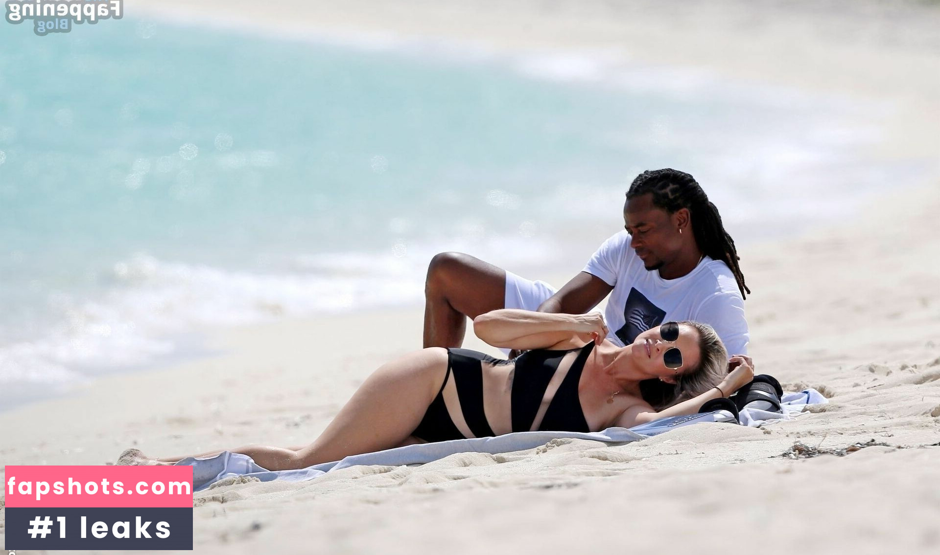 Jasmine Hartin gallery photo #5