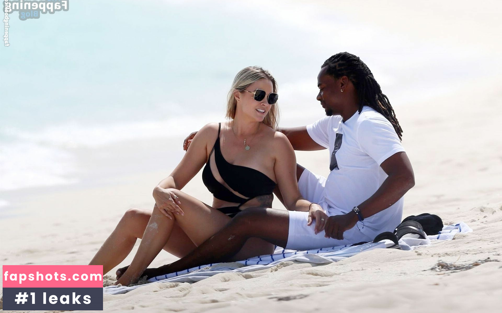 Jasmine Hartin gallery photo #10