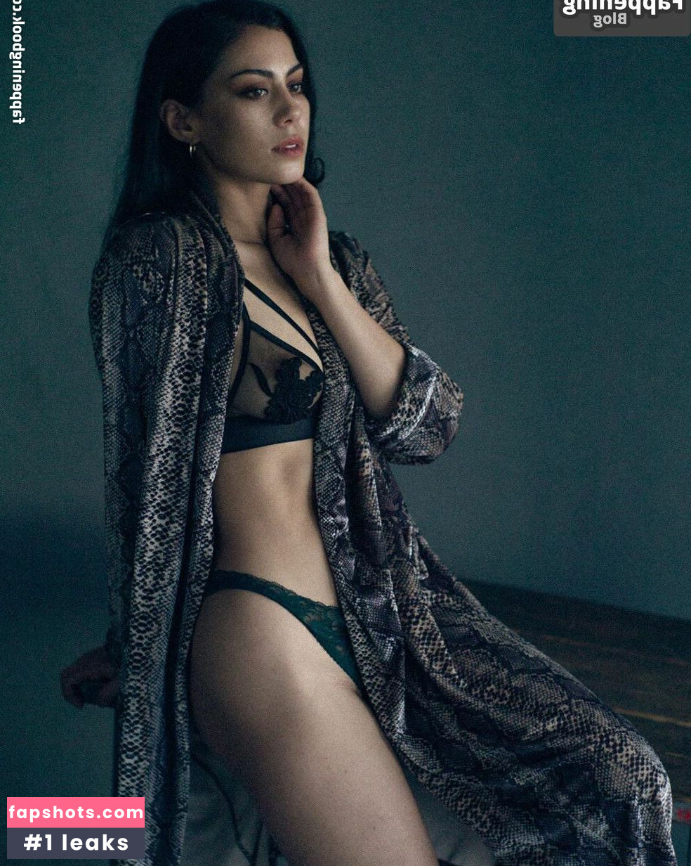 Jasmine Jardot gallery photo #7