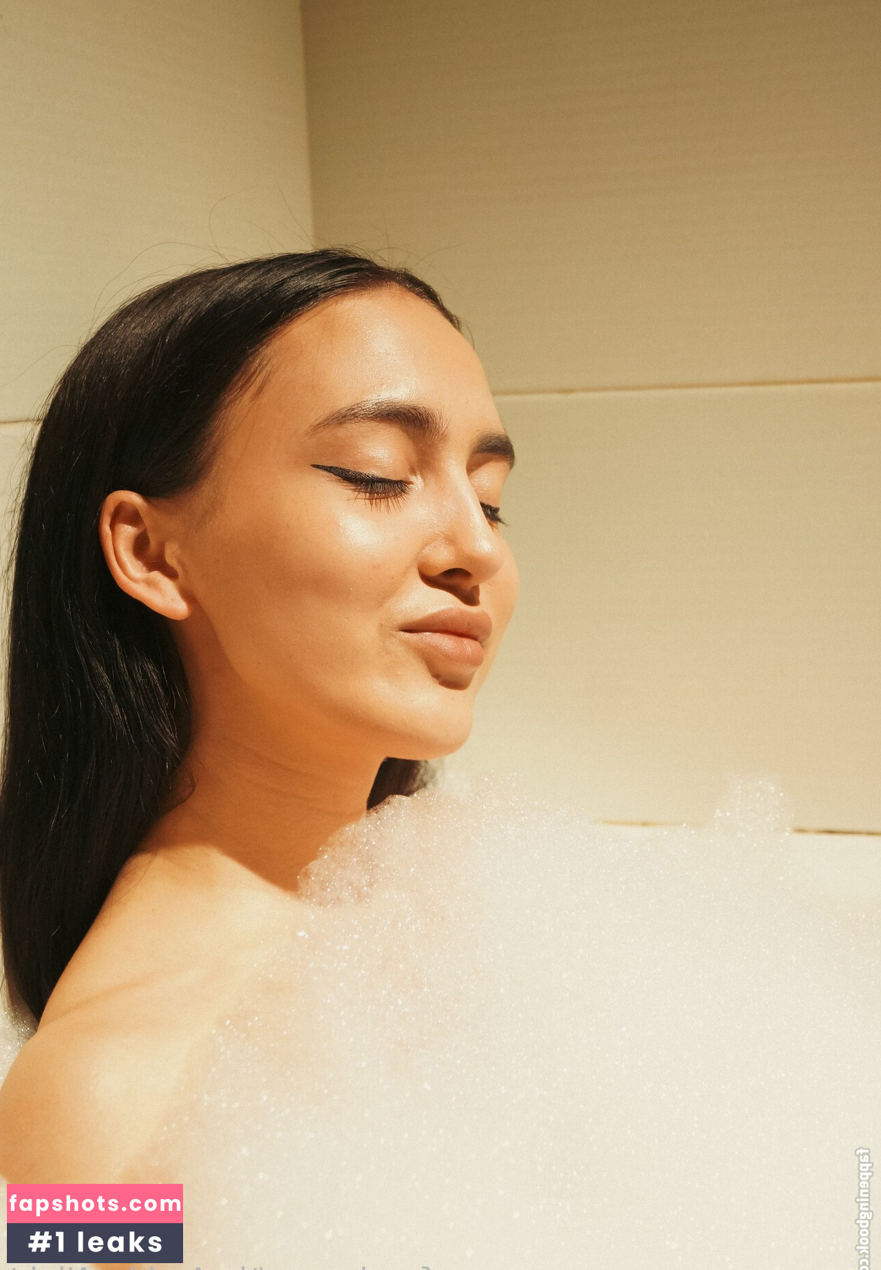 Jasmine gallery photo #7