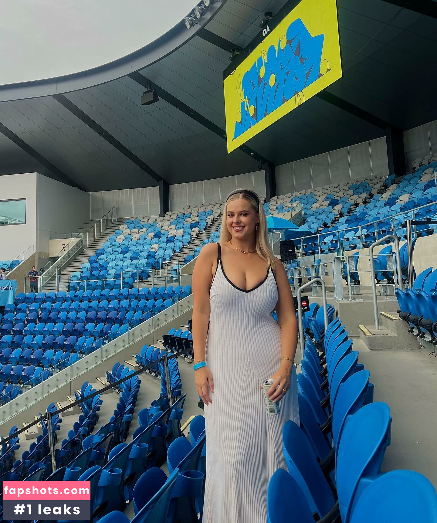 Jasmine Ramage gallery photo #149