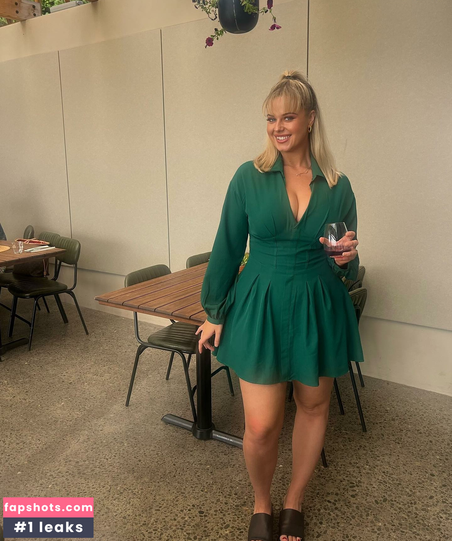 Jasmine Ramage gallery photo #98