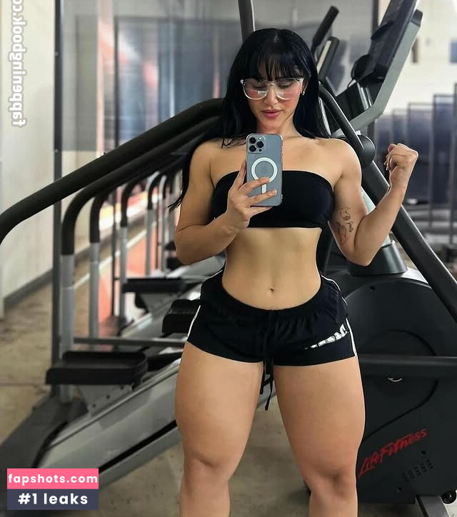 jasmine.rguez_777 gallery photo #13